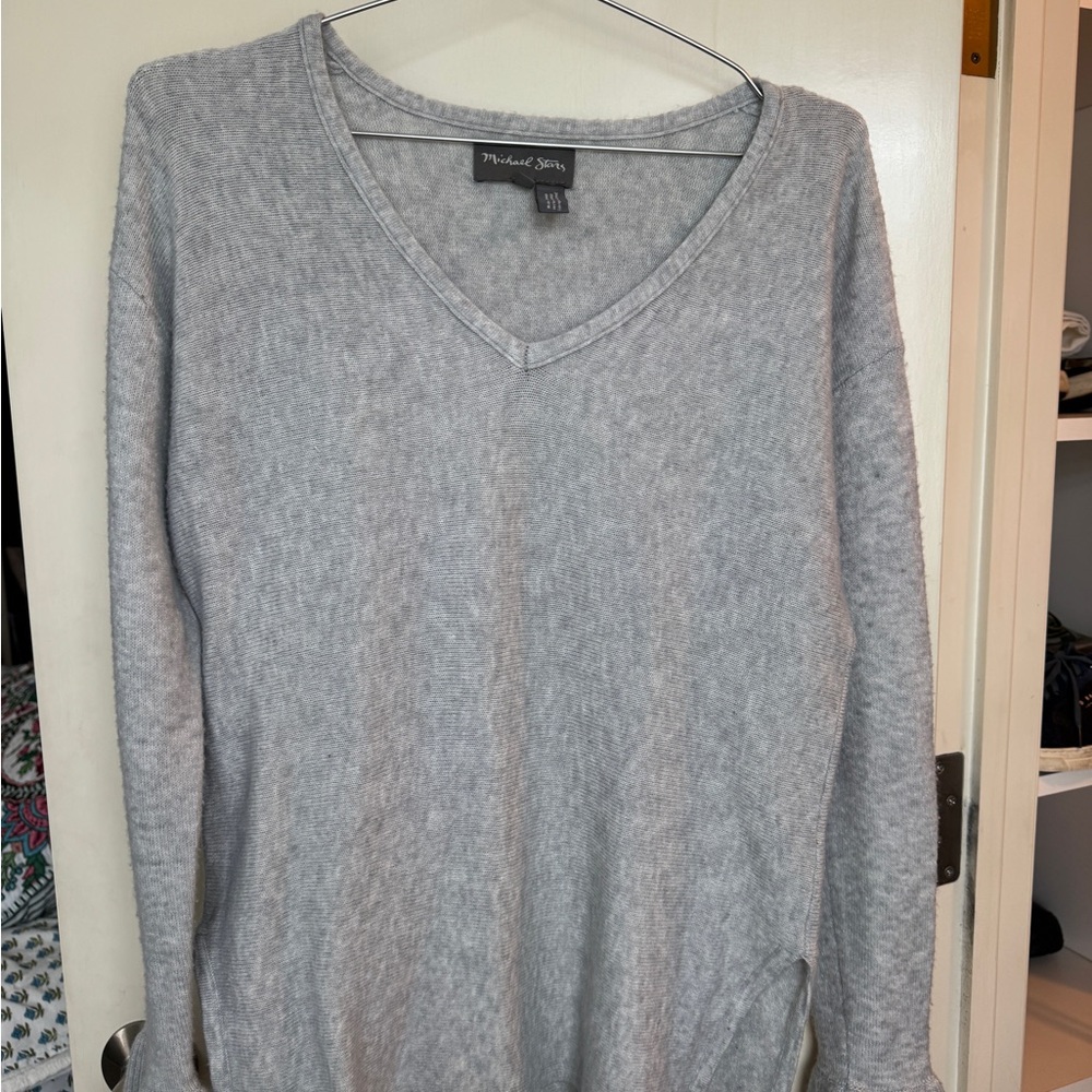 Michael Stars Light Gray V-Neck Sweater